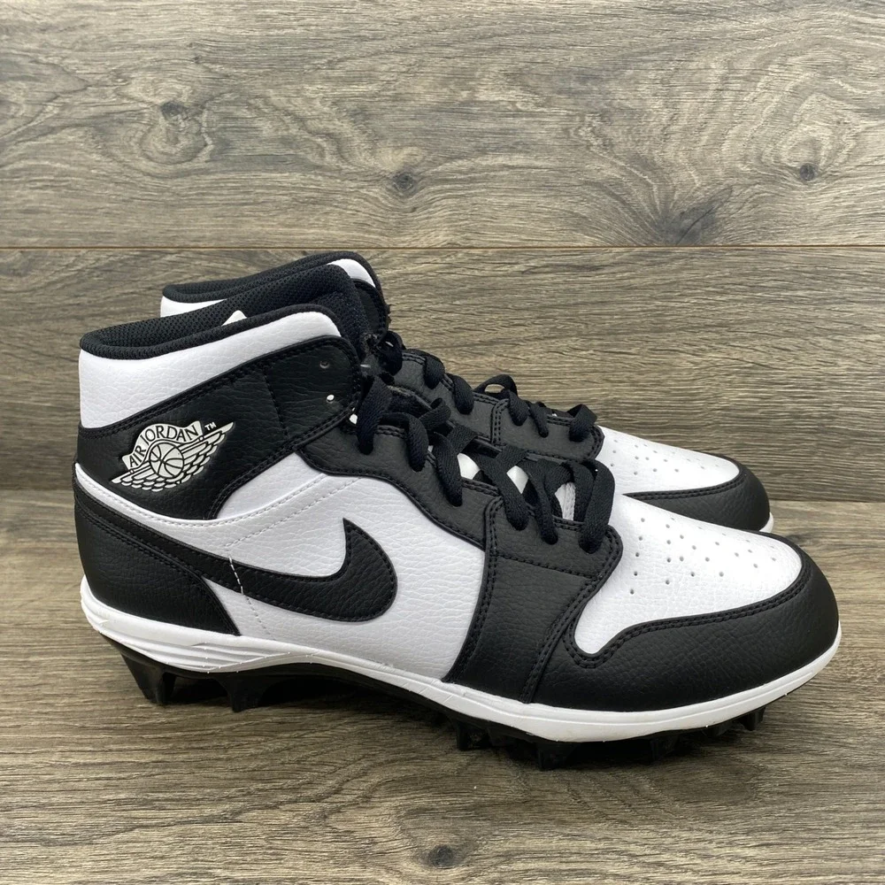 Jordan Air Jordan 1 Mid TD Football Cleat Mens 10.5 Panda Black White FJ6805-100